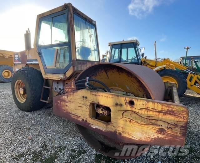Komatsu JV110WA-HD Walzenzüge