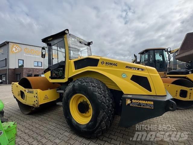 Bomag BW 213 D -5 Walzenzüge