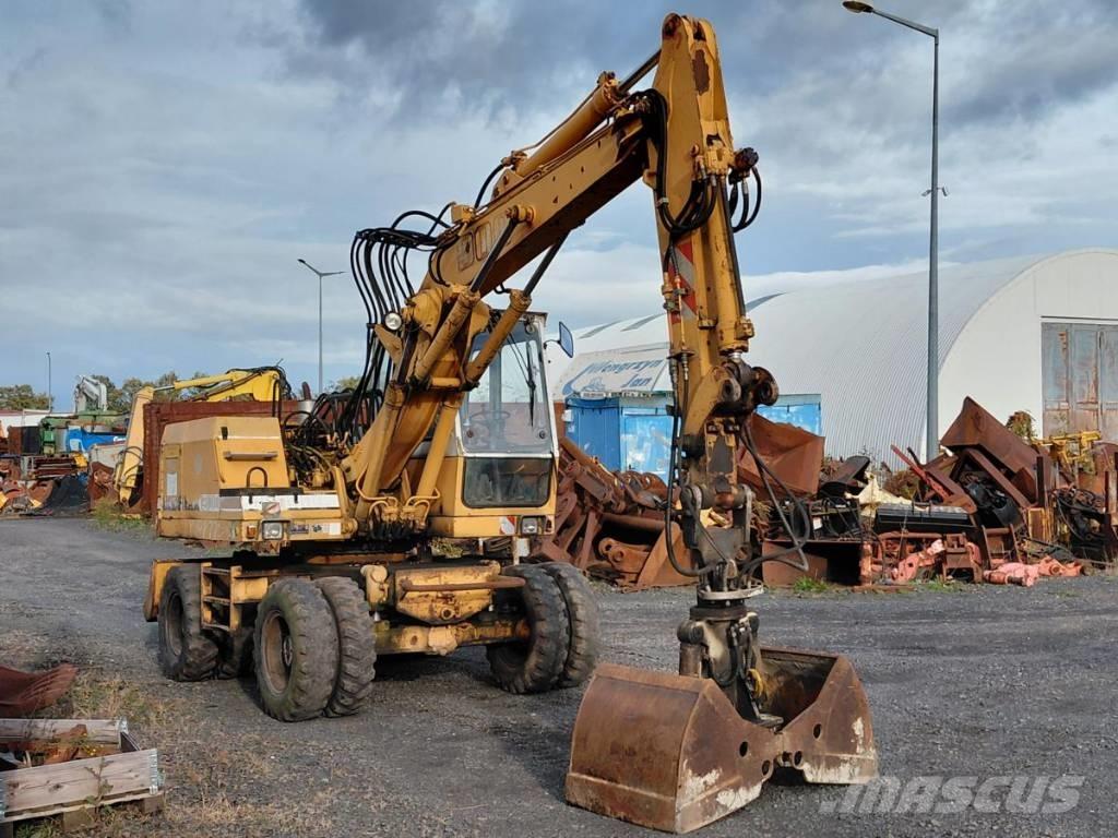 Liebherr A 900 Mobilbagger