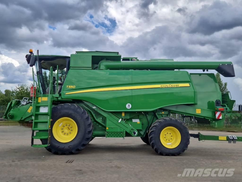 John Deere T 550 Mähdrescher