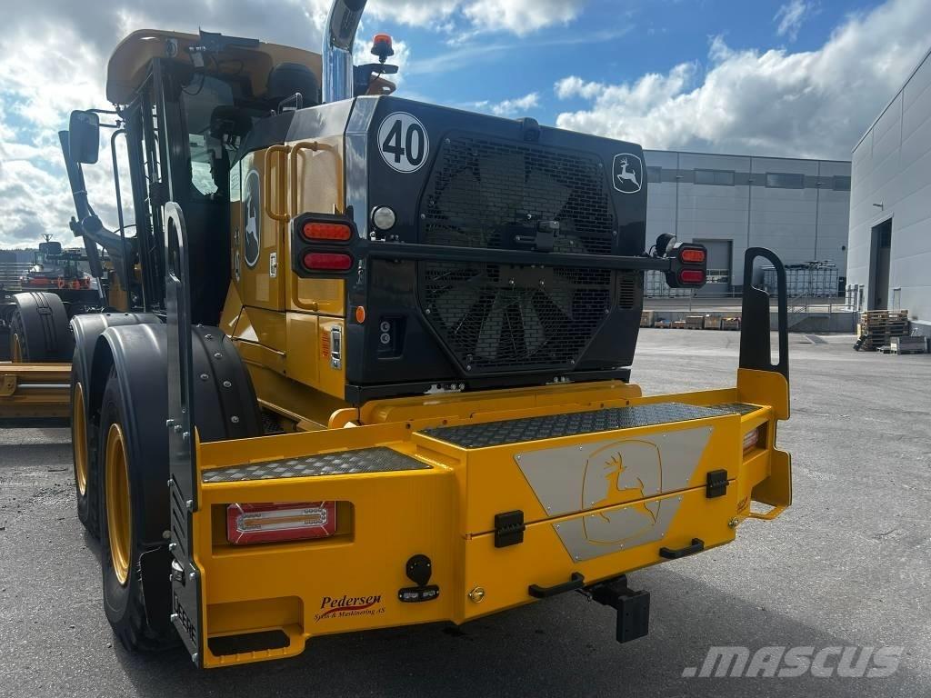 John Deere 672 GP Grader