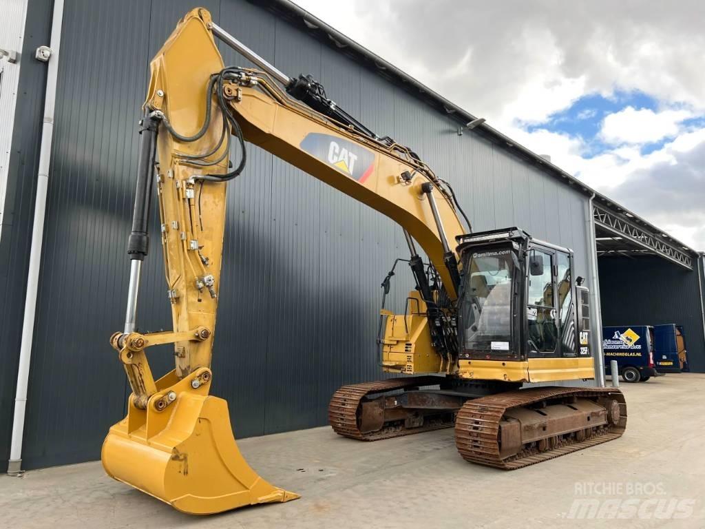 CAT 325 FL CR Raupenbagger