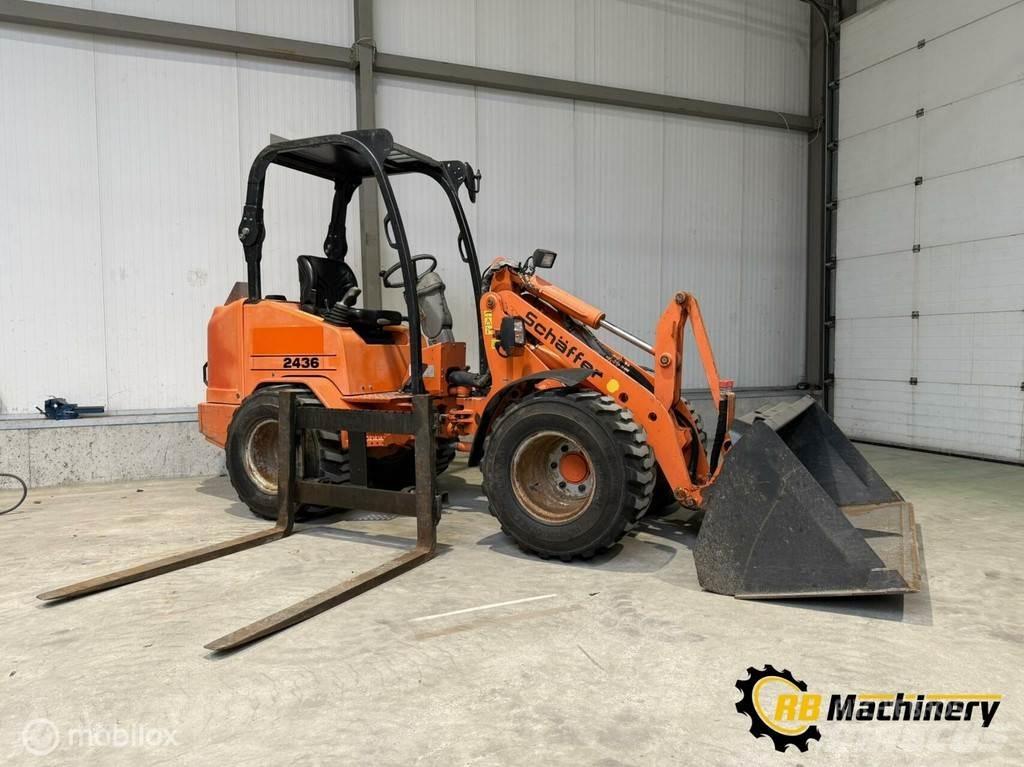 Schäffer 2436 Radlader
