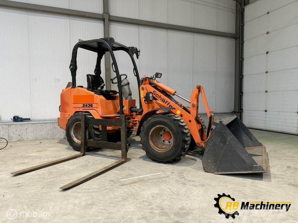 Schäffer 2436 Radlader