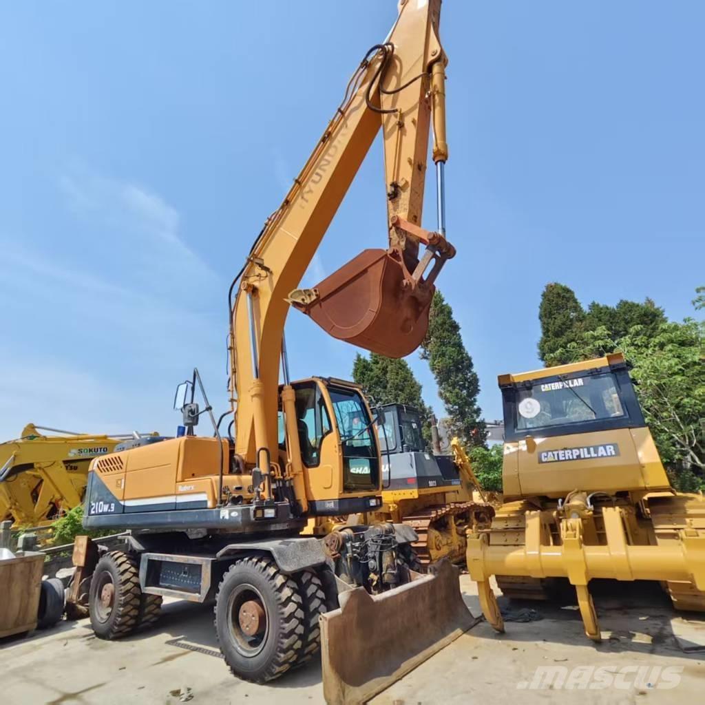 Hyundai R210W-9 Mobilbagger