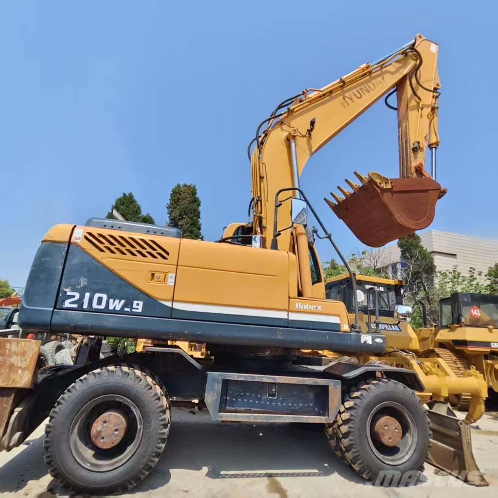 Hyundai R210W-9 Mobilbagger