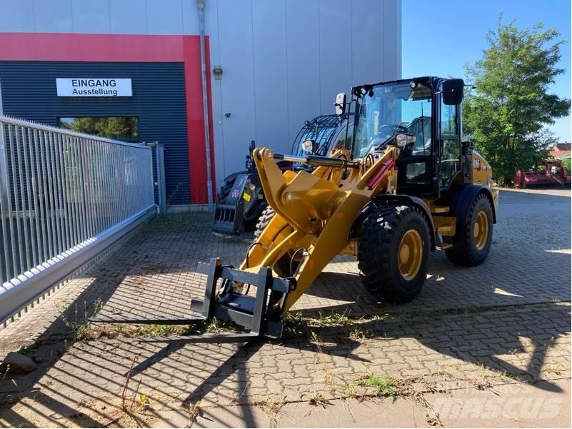 CAT 908 HL Radlader