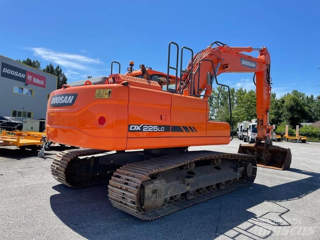 Doosan DX 225 LC-3 Raupenbagger