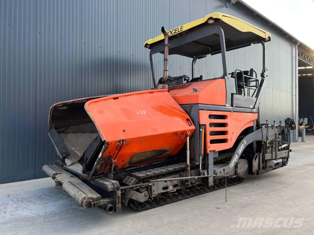 Vögele SUPER 1800-2 Strassenfertiger