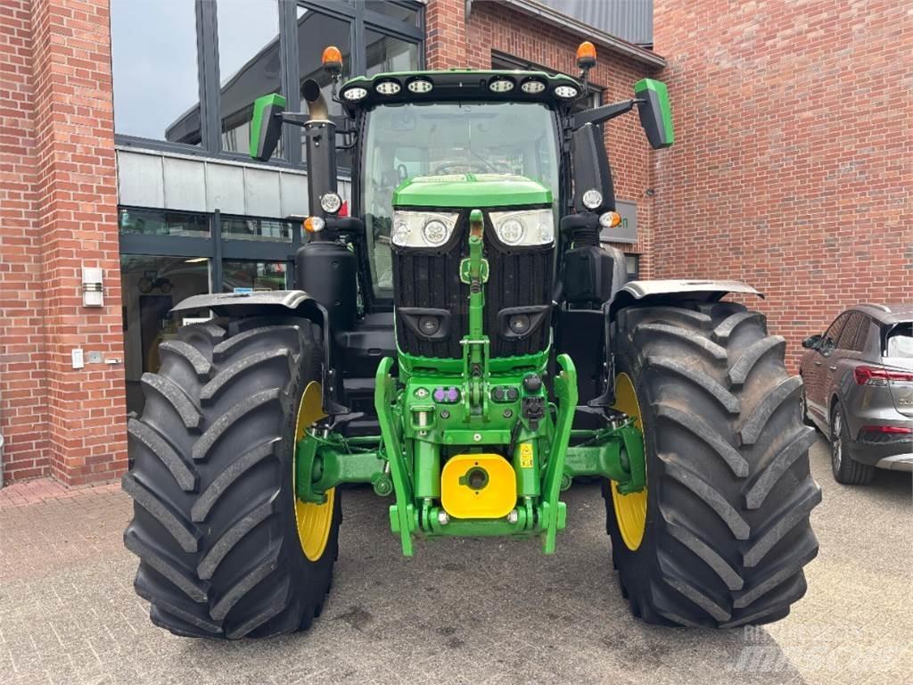 John Deere 6R250 Traktoren