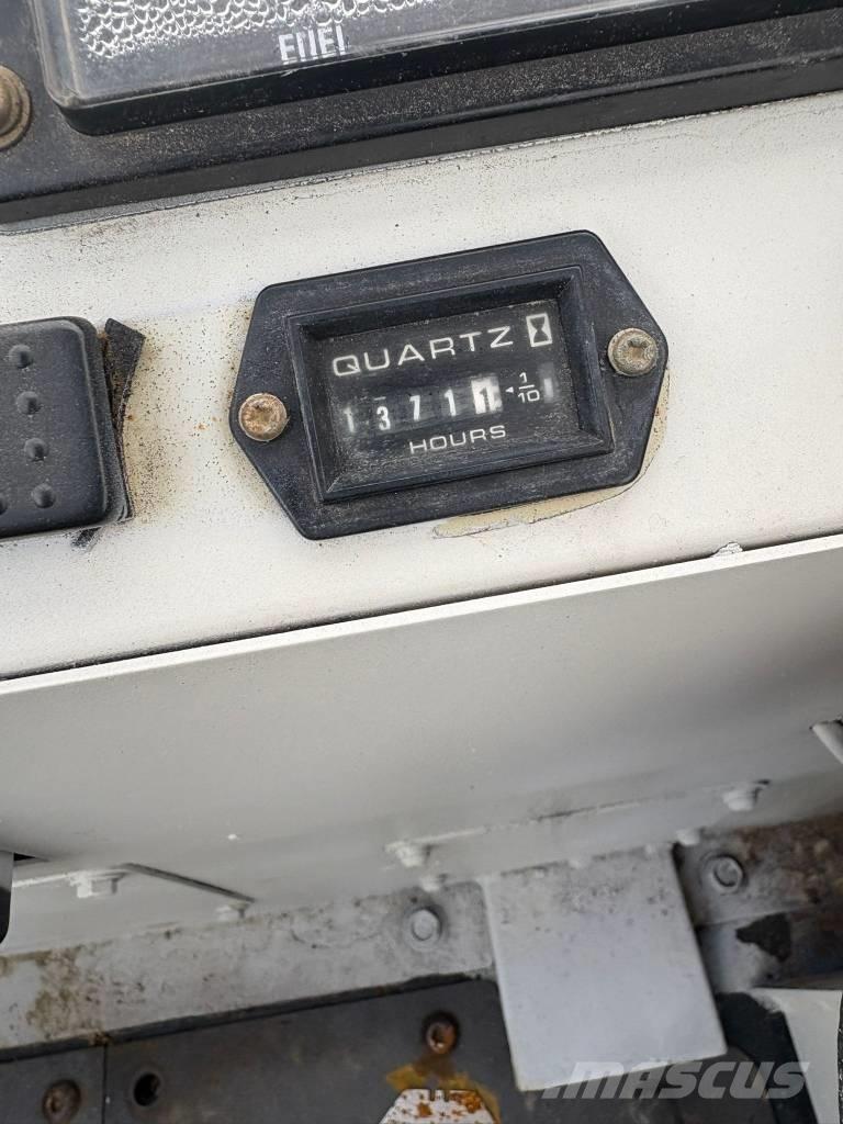 IHI IC 35 Raupendumper