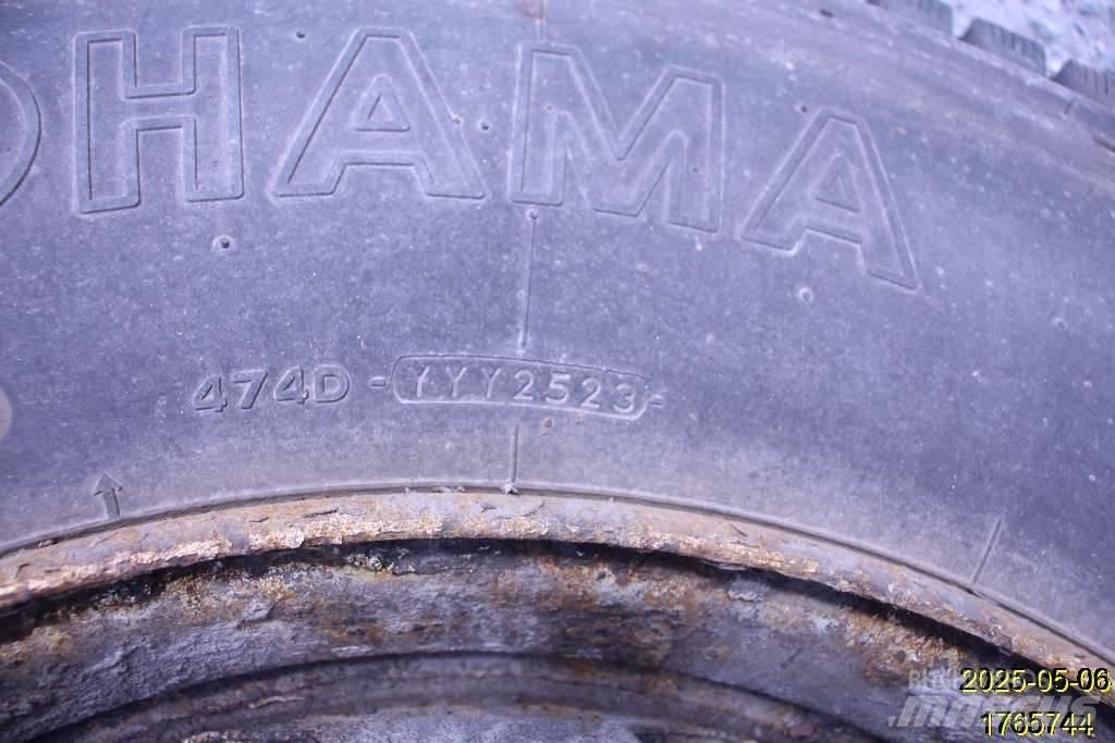 Yokohama SY397 Reifen