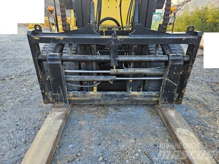 Komatsu FD 150 Schubmaststapler