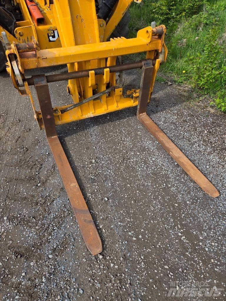 JCB 540-140 A/C Teleskoplader