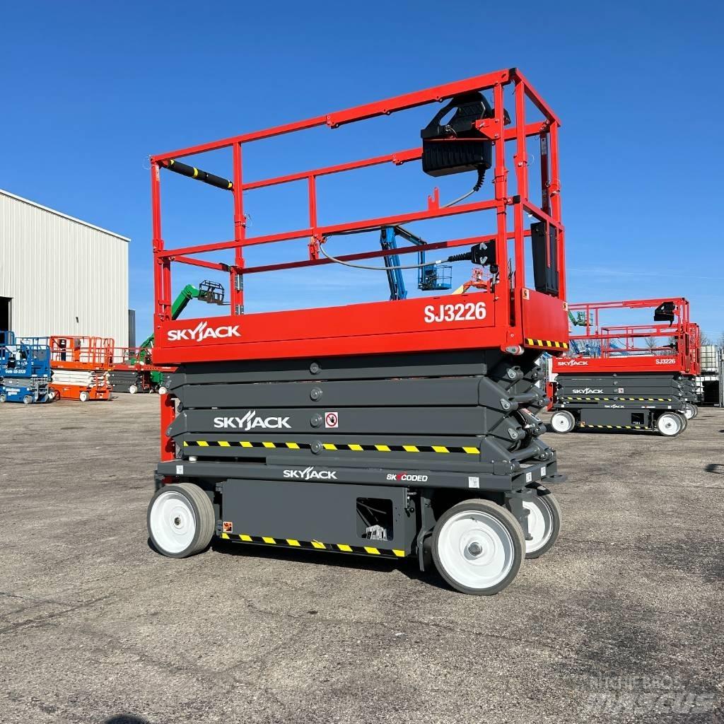 SkyJack SJ 3226 Scheren-Arbeitsbühnen