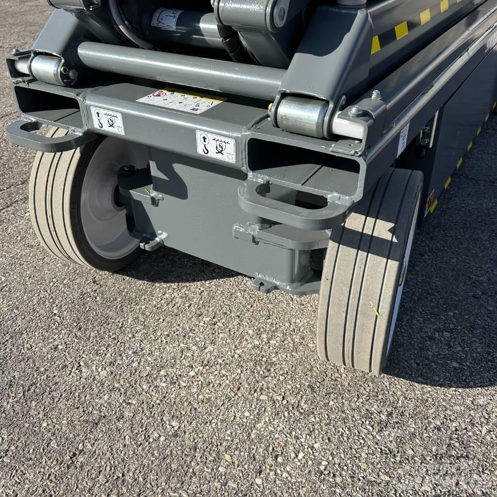 SkyJack SJ 3226 Scheren-Arbeitsbühnen