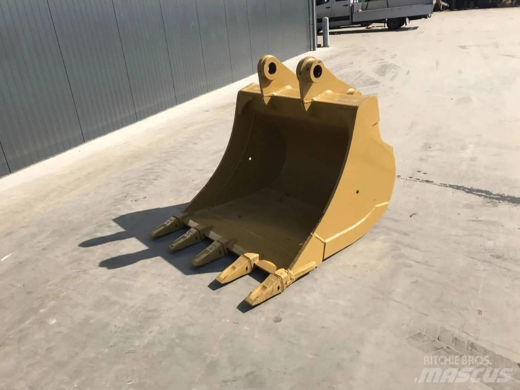 CAT 318F Schaufeln
