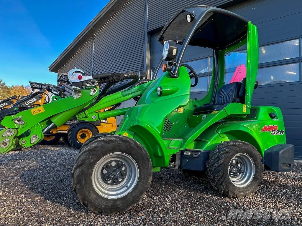 Avant 528 Multifunktionslader