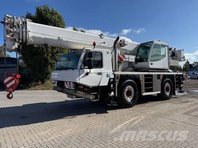 Tadano ATF40-2 All-Terrain-Krane