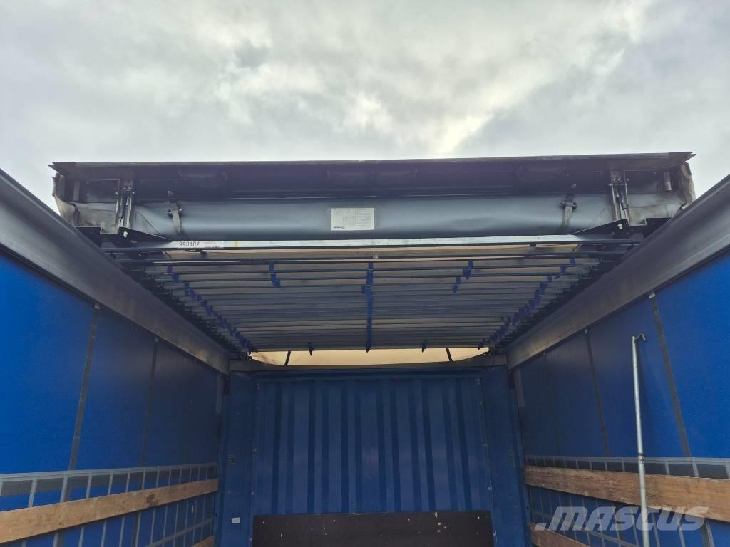 Krone SD Curtainsiderauflieger