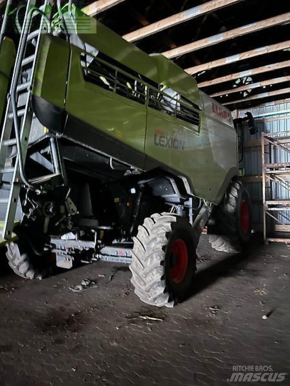 CLAAS lexion 740 Mähdrescher