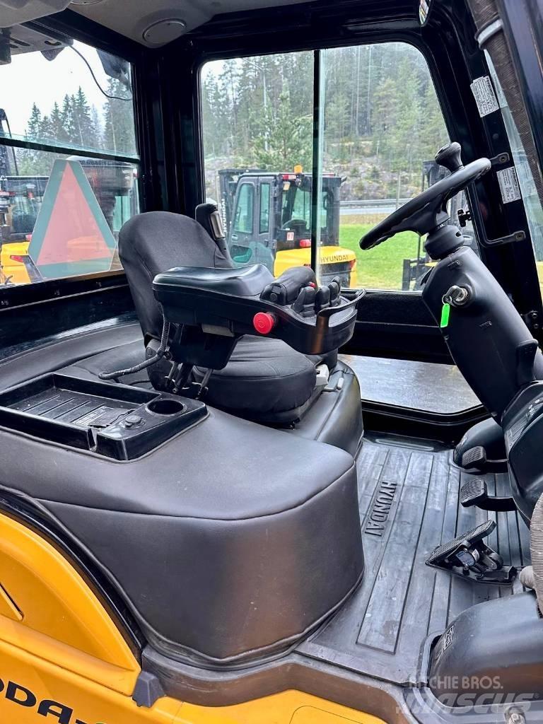 Hyundai 50DA-9 Dieselstapler