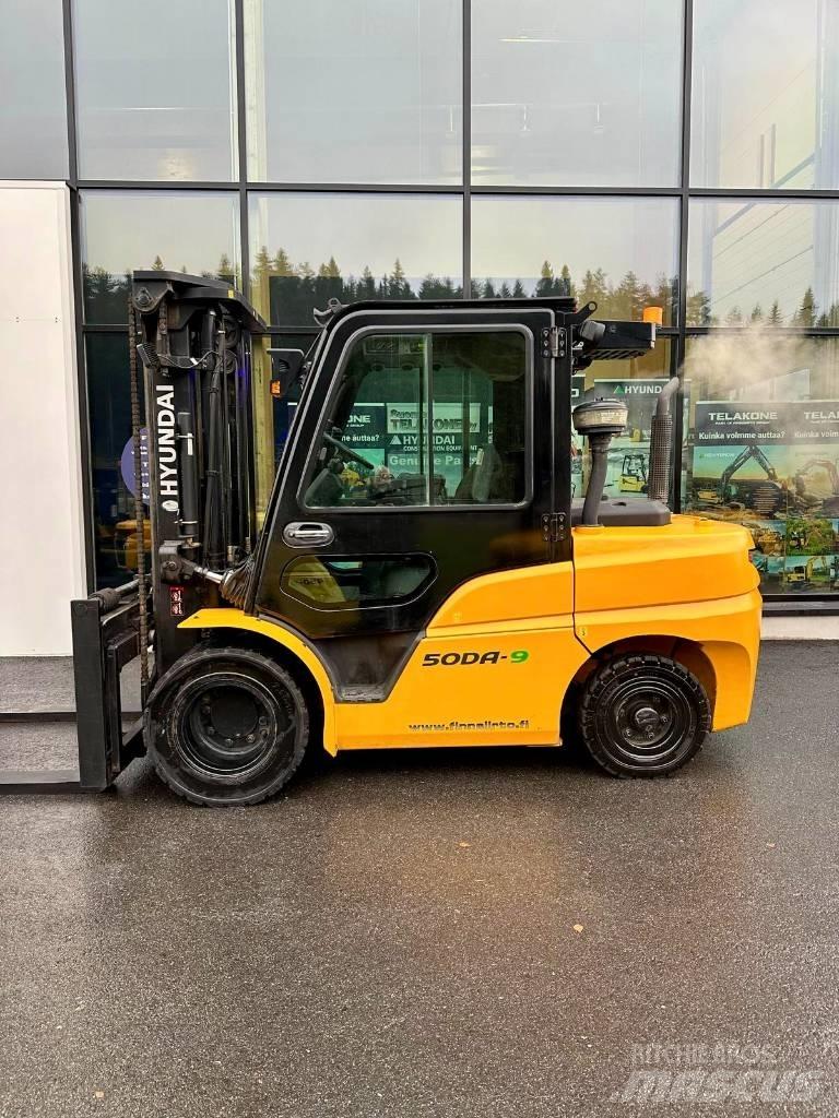 Hyundai 50DA-9 Dieselstapler