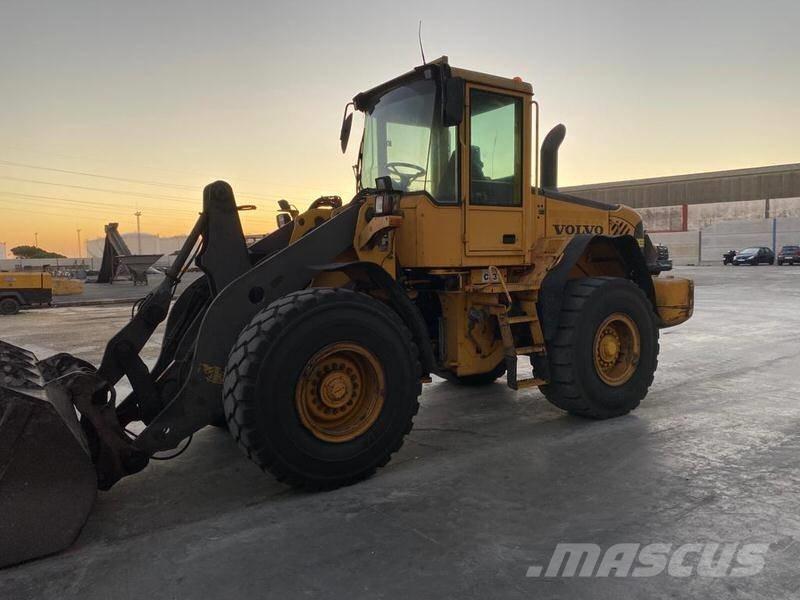 Volvo L 90 E Radlader