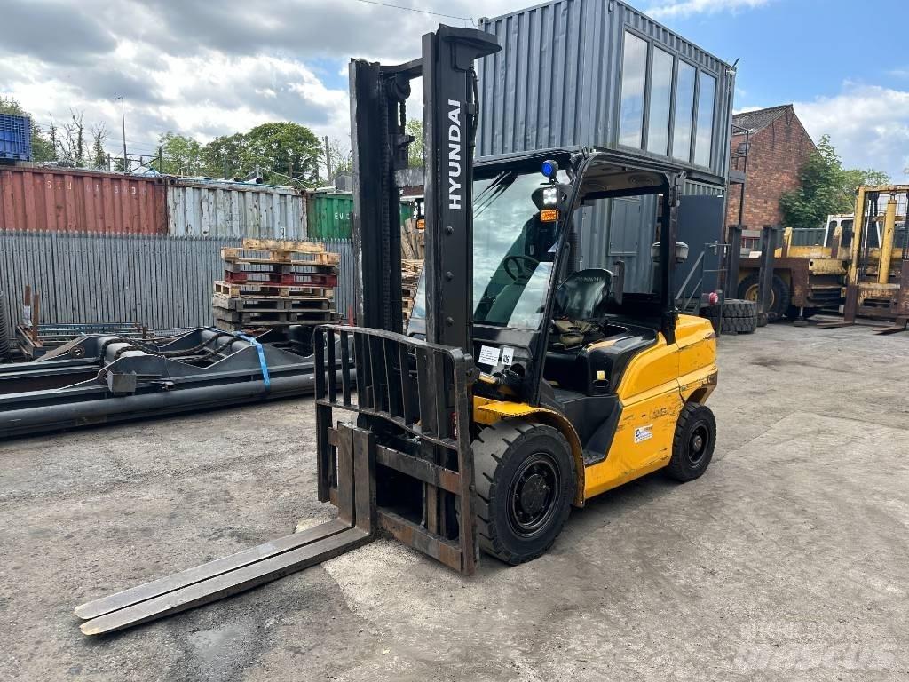 Hyundai 40D-9F Dieselstapler