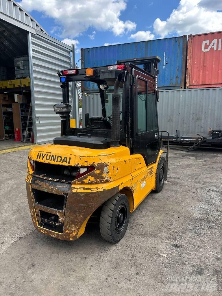 Hyundai 40D-9F Dieselstapler