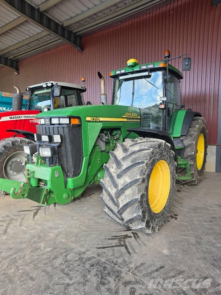John Deere 8310 Traktoren