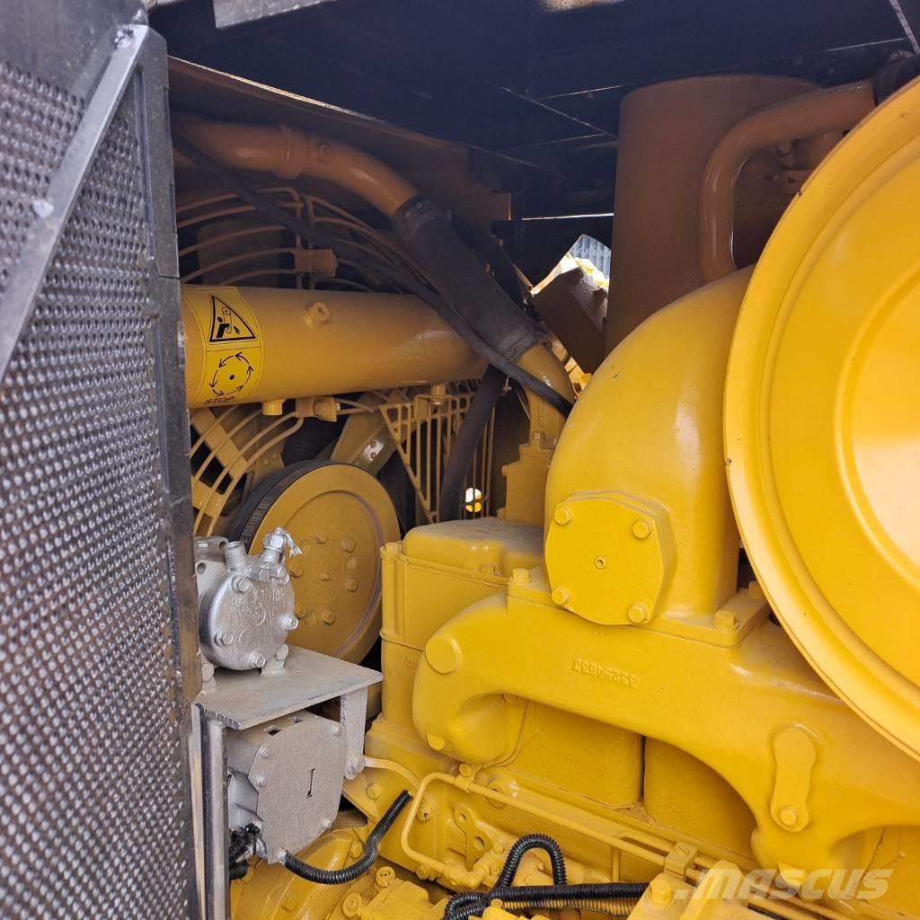 Shantui SD 22 Bulldozer