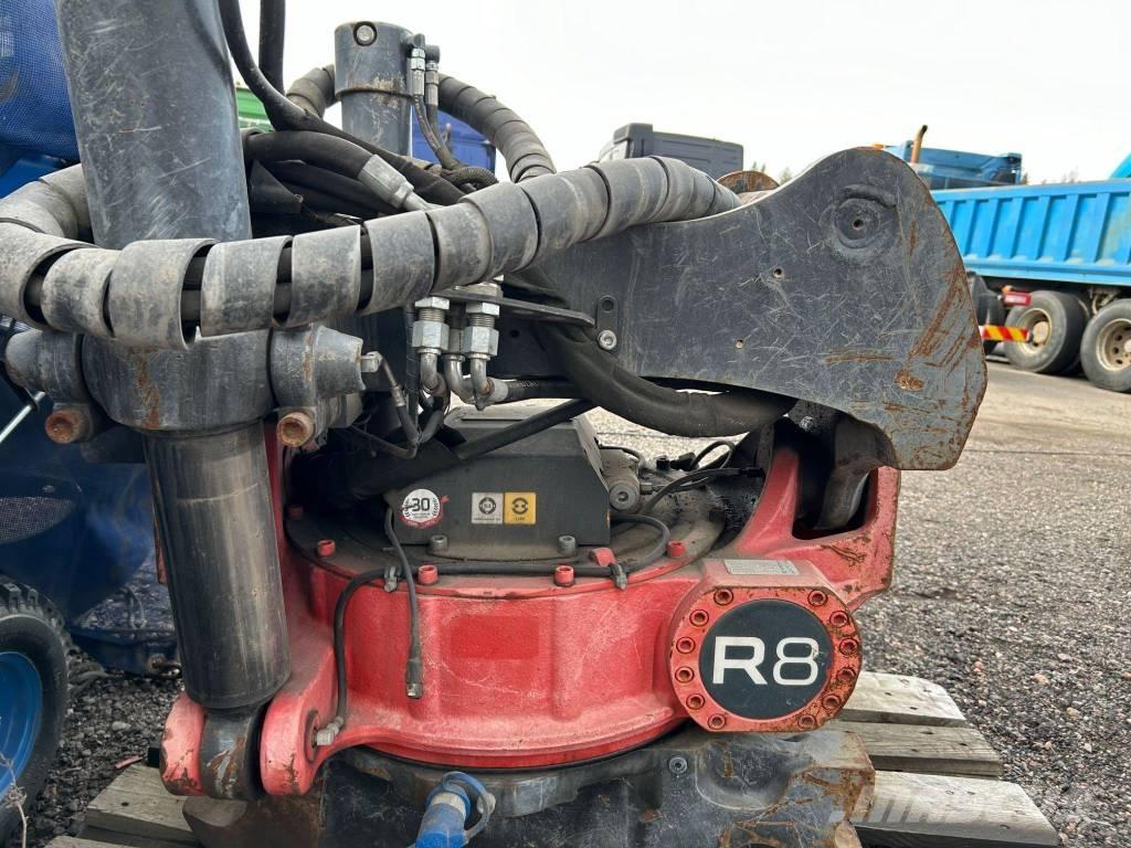 Rototilt R 8 Rotationsschaufel