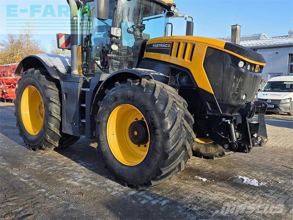 JCB fastrac 8330 Traktoren