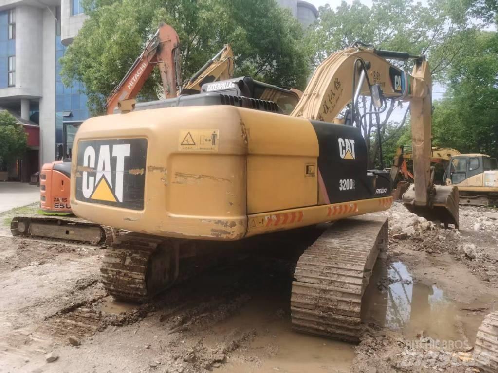 CAT 320d2 Raupenbagger