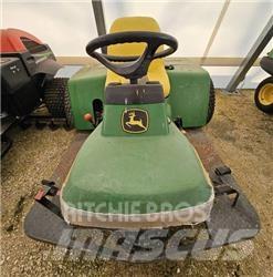 John Deere 1200 A Bunkerharken