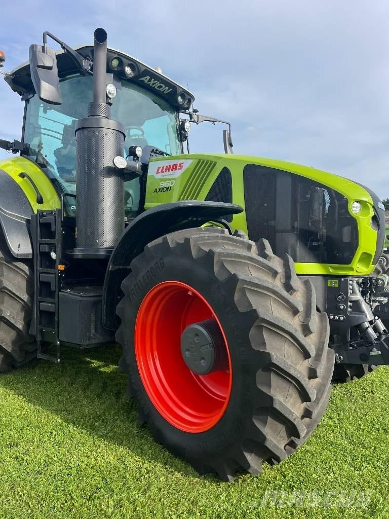 CLAAS Axion 960 Traktoren