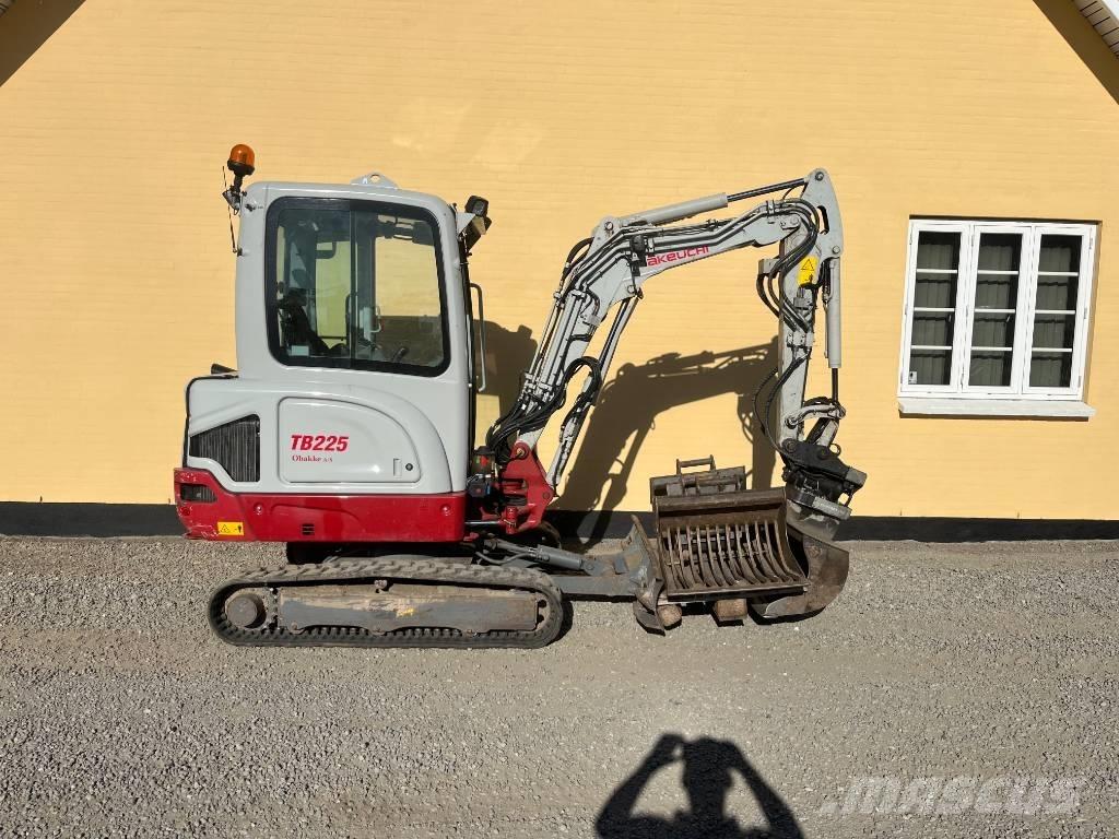 Takeuchi TB 225 Minibagger < 7t