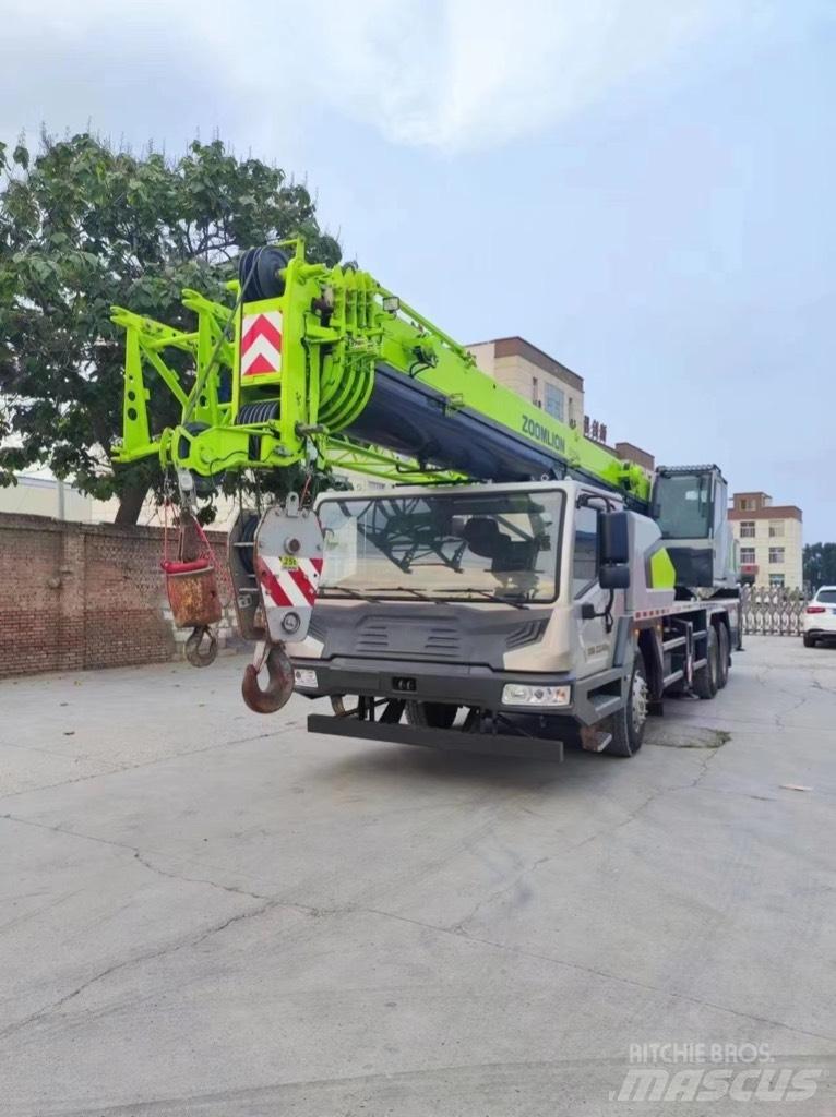Zoomlion QY25H All-Terrain-Krane