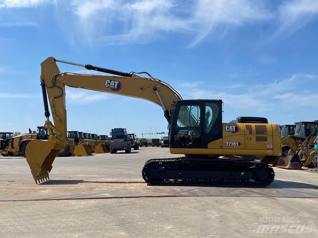 CAT 323D3 Spezialbagger