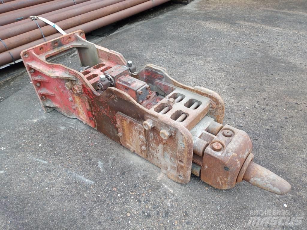 NPK H-8XA Hammer / Brecher