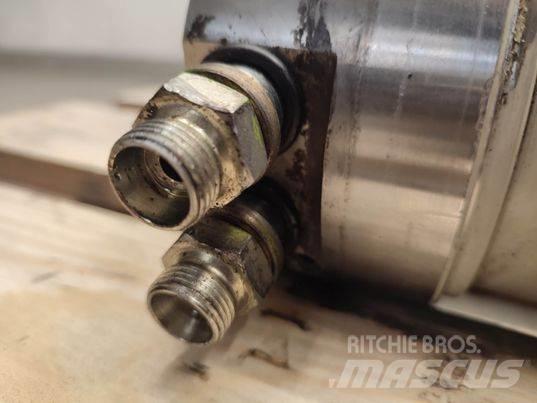 Merlo 40.25  actuator Ausleger