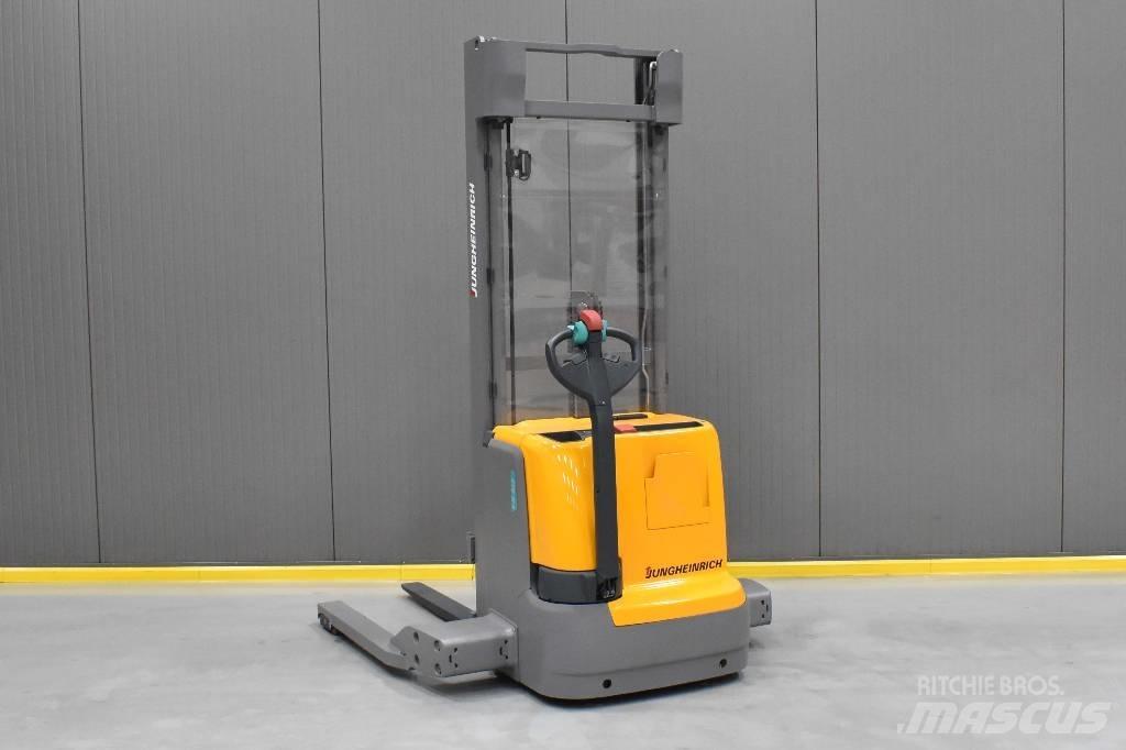 Jungheinrich EJC B12 Deichselstapler