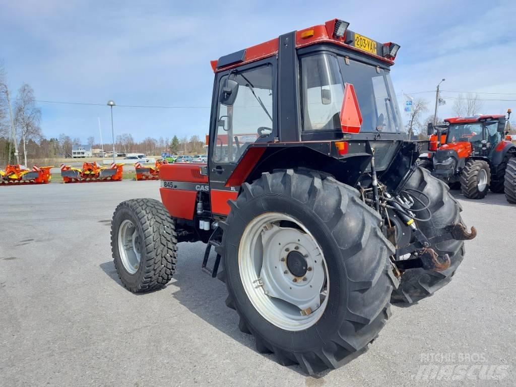 Case IH 845 XL Turbo Traktoren