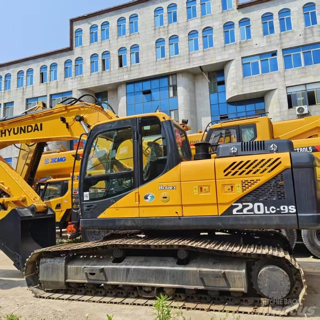 Hyundai R220LC-9S Raupenbagger