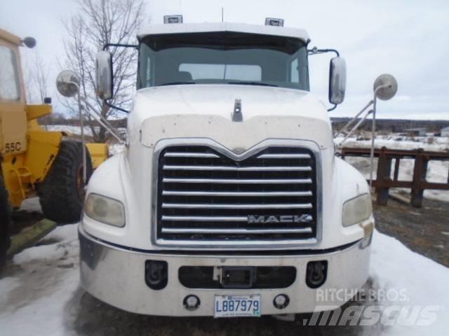 Mack CXU 613 Sattelzugmaschinen
