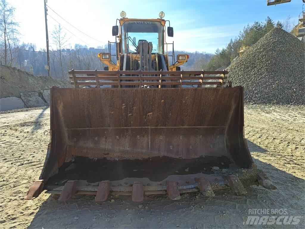 Volvo L180D Sonstige Baumaschinen