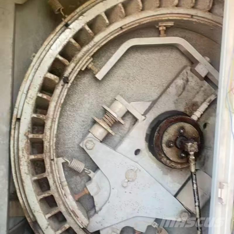 Kobelco 7150 Raupenkrane