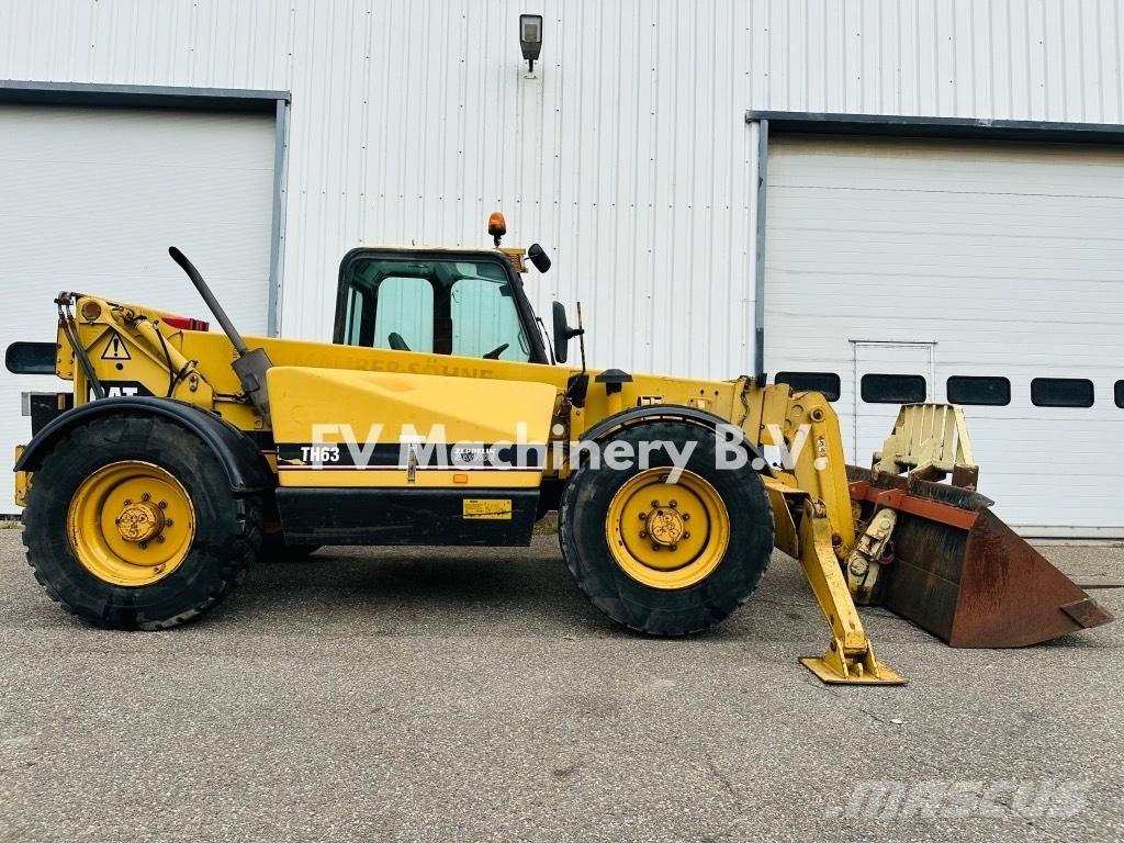 CAT TH 63 Teleskoplader