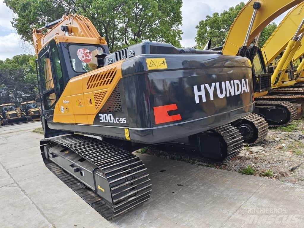 Hyundai R300LC-9S Raupenbagger
